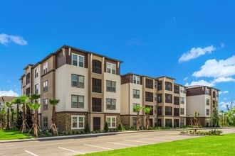 The Oasis at Crosstown in Orlando, FL - Foto de edificio - Building Photo