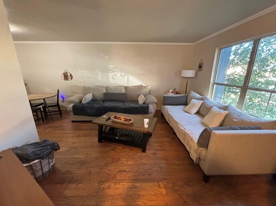 530 Alegre Vista Dr in Denton, TX - Building Photo