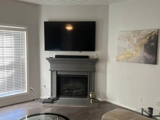 20 Pine Canyon Dr SW in Atlanta, GA - Building Photo - Building Photo