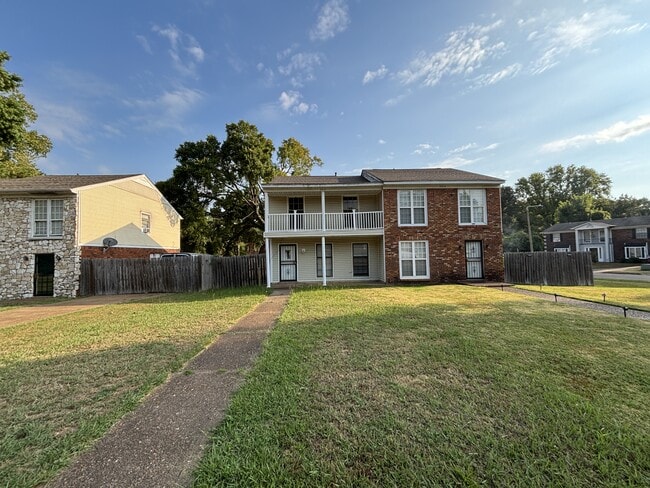 5312 Stage Rd in Memphis, TN - Building Photo - Building Photo