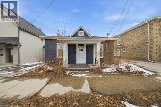194 Brant Ave in Brantford, ON - Building Photo - Building Photo