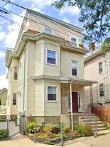 36 Florence St in Somerville, MA - Building Photo