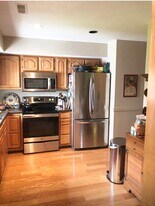 69 Midlake Cir in East Syracuse, NY - Building Photo