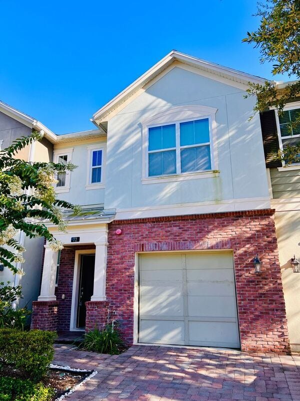 72 Zamora Pl in Oviedo, FL - Building Photo - Building Photo