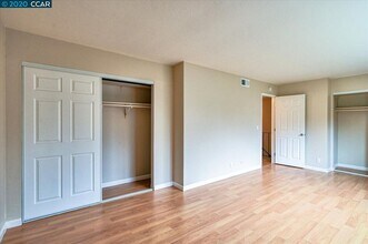 102 Miramonte Dr in Moraga, CA - Building Photo - Building Photo