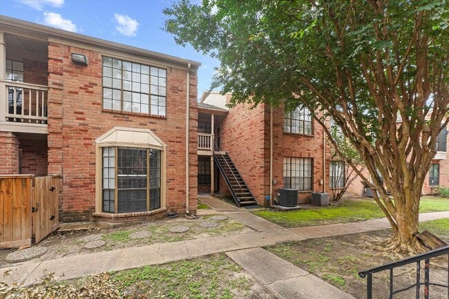 2255 Braeswood Park Dr