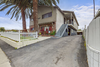 1547 Torrance Blvd in Torrance, CA - Building Photo - Primary Photo