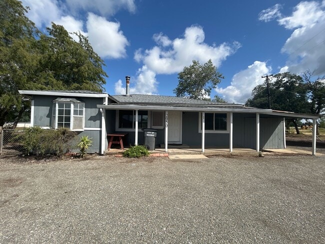 property at 2950 Tarmac Rd