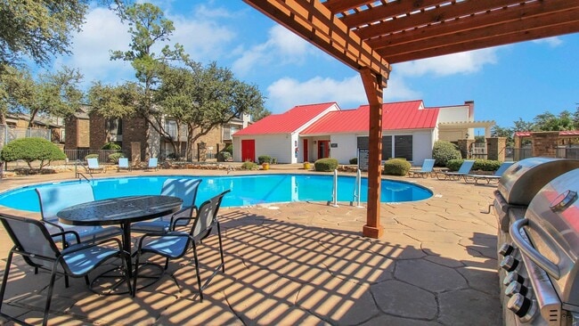Advenir at The Meadows in Midland, TX - Building Photo - Building Photo