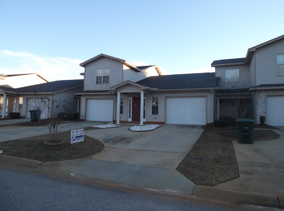 106 Creeke Ln in Enterprise, AL - Building Photo