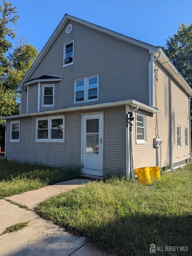 property at 10 Pierson St