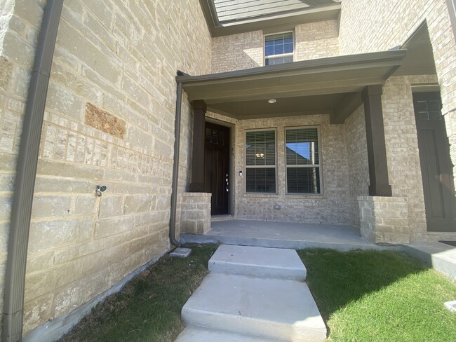 5509 Crosby Dr in North Richland Hills, TX - Foto de edificio - Building Photo