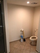 1501 E Broward Blvd in Fort Lauderdale, FL - Foto de edificio - Building Photo