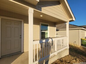 5341 Cloves Cv in Saint Hedwig, TX - Building Photo - Building Photo