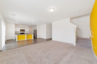 1001 Wild Enclave Ln in Brookshire, TX - Foto de edificio - Building Photo