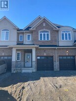 16 Vickers Rd in Hamilton, ON - Building Photo