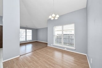 10011 Berry Limb Dr in Houston, TX - Building Photo - Building Photo