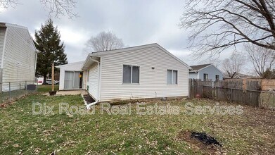 1713 Bonita Dr in Middletown, OH - Building Photo - Building Photo