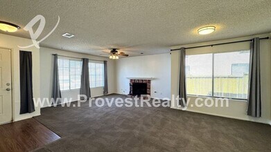 12421 Emeraldstone Dr in Victorville, CA - Building Photo - Building Photo