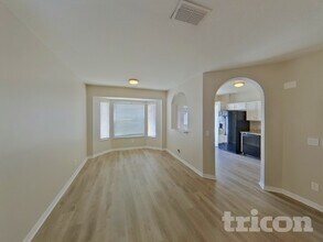 10645 Navigation Dr in Riverview, FL - Building Photo - Building Photo