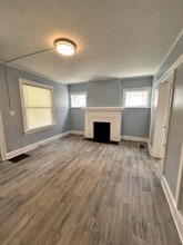 4214 Southern Pkwy in Louisville, KY - Building Photo - Building Photo