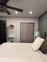 2082 Pitman Ave in Bronx, NY - Foto de edificio - Building Photo