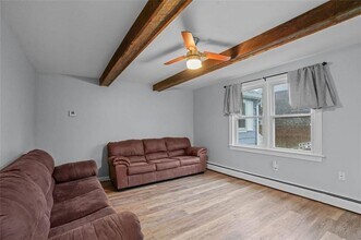 310 Old Mill Ln in Portsmouth, RI - Building Photo - Building Photo