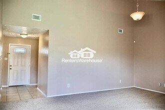 14054 Towneway Dr in Sugar Land, TX - Building Photo - Building Photo
