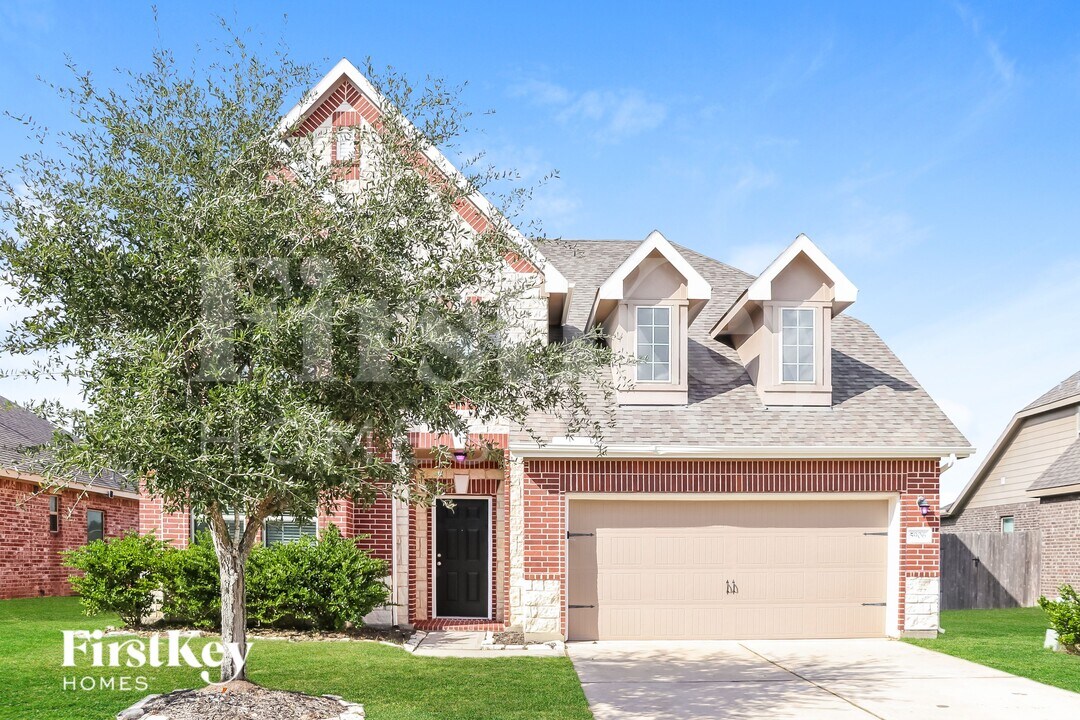 5906 Watford Bend in Rosenberg, TX - Foto de edificio