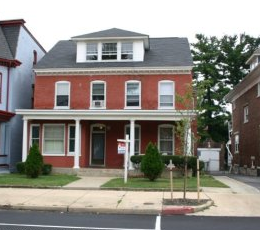 111 Broadway St in Hagerstown, MD - Building Photo