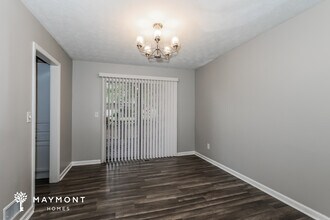 418 Autumn Dr in Riverdale, GA - Building Photo - Building Photo