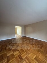 6829 Clover Ln in Upper Darby, PA - Building Photo - Building Photo