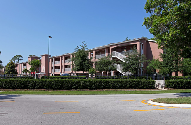 Golf Pointe Villas at Highlands in Winter Springs, FL - Foto de edificio - Building Photo