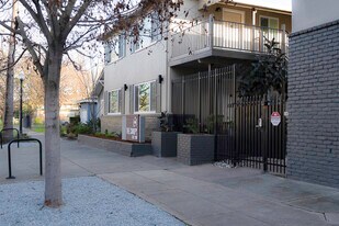 The Canopy in Sacramento, CA - Building Photo