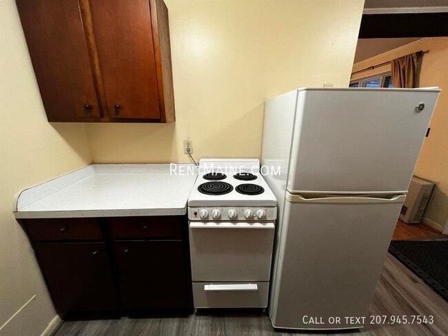 17.5 Hudson St in Bangor, ME - Building Photo - Building Photo