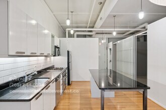 100 N Center St in Royal Oak, MI - Building Photo - Building Photo