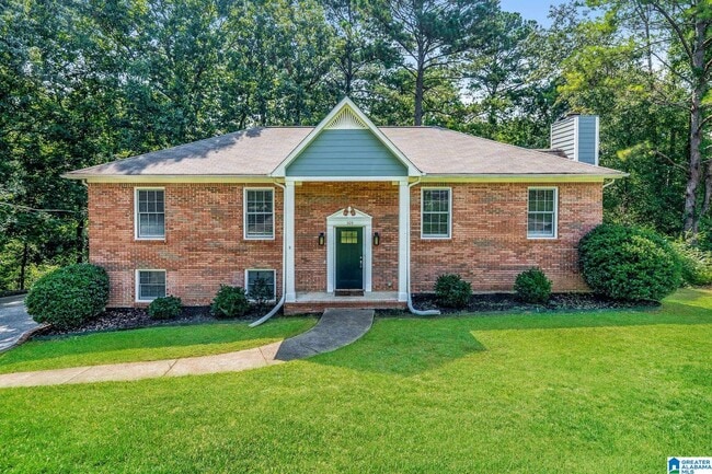 property at 305 Russet Cove Cir