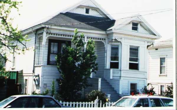 357 Williams St in San Leandro, CA - Foto de edificio - Building Photo