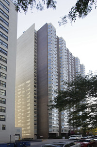 Hawthorne Place in Chicago, IL - Building Photo - Building Photo