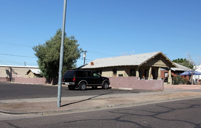 314-3422 N 12th Pl in Phoenix, AZ - Building Photo - Building Photo