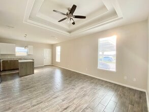 805 W Sunset Valley St, Unit 3 in Alton, TX - Building Photo - Building Photo