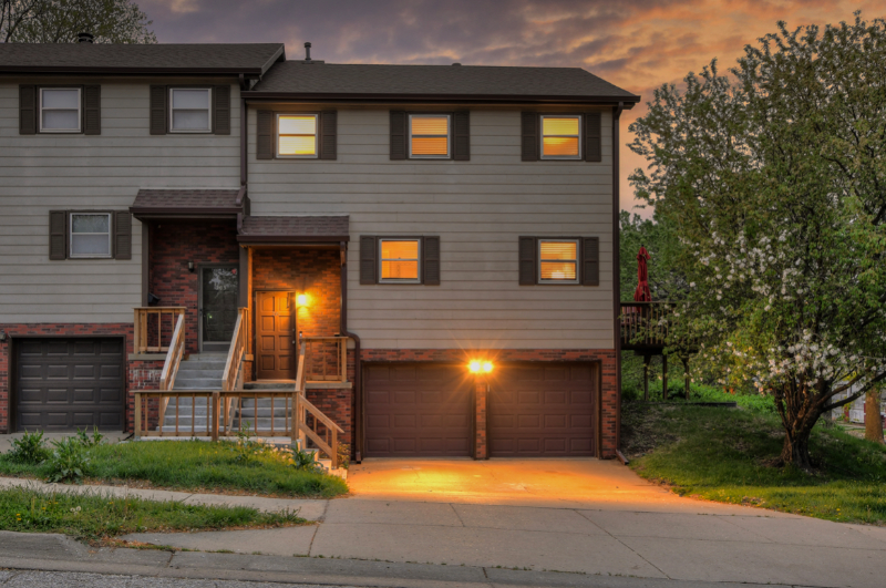 201 N 48th St in Omaha, NE - Foto de edificio