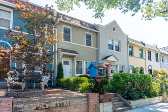 1139 3rd St NE in Washington, DC - Building Photo - Building Photo