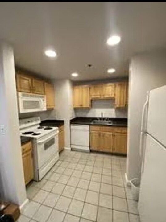 86 Jersey St, Unit 8 in Boston, MA - Foto de edificio