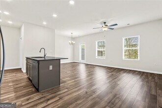 1004 Merritt Dr in Villa Rica, GA - Building Photo - Building Photo