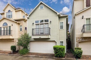 9007 Harbor Hills Dr in Houston, TX - Building Photo