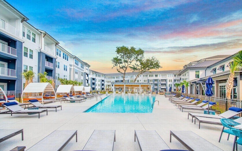 9691 Patriot Blvd in Ladson, SC - Building Photo