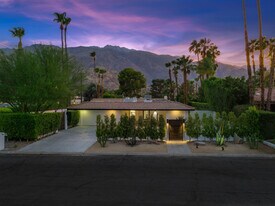 505 N Camino Real in Palm Springs, CA - Building Photo