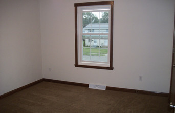 1406 E 38th St in Erie, PA - Building Photo - Building Photo