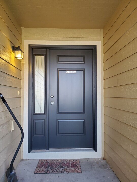 925 Melody Ln in Cheyenne, WY - Building Photo